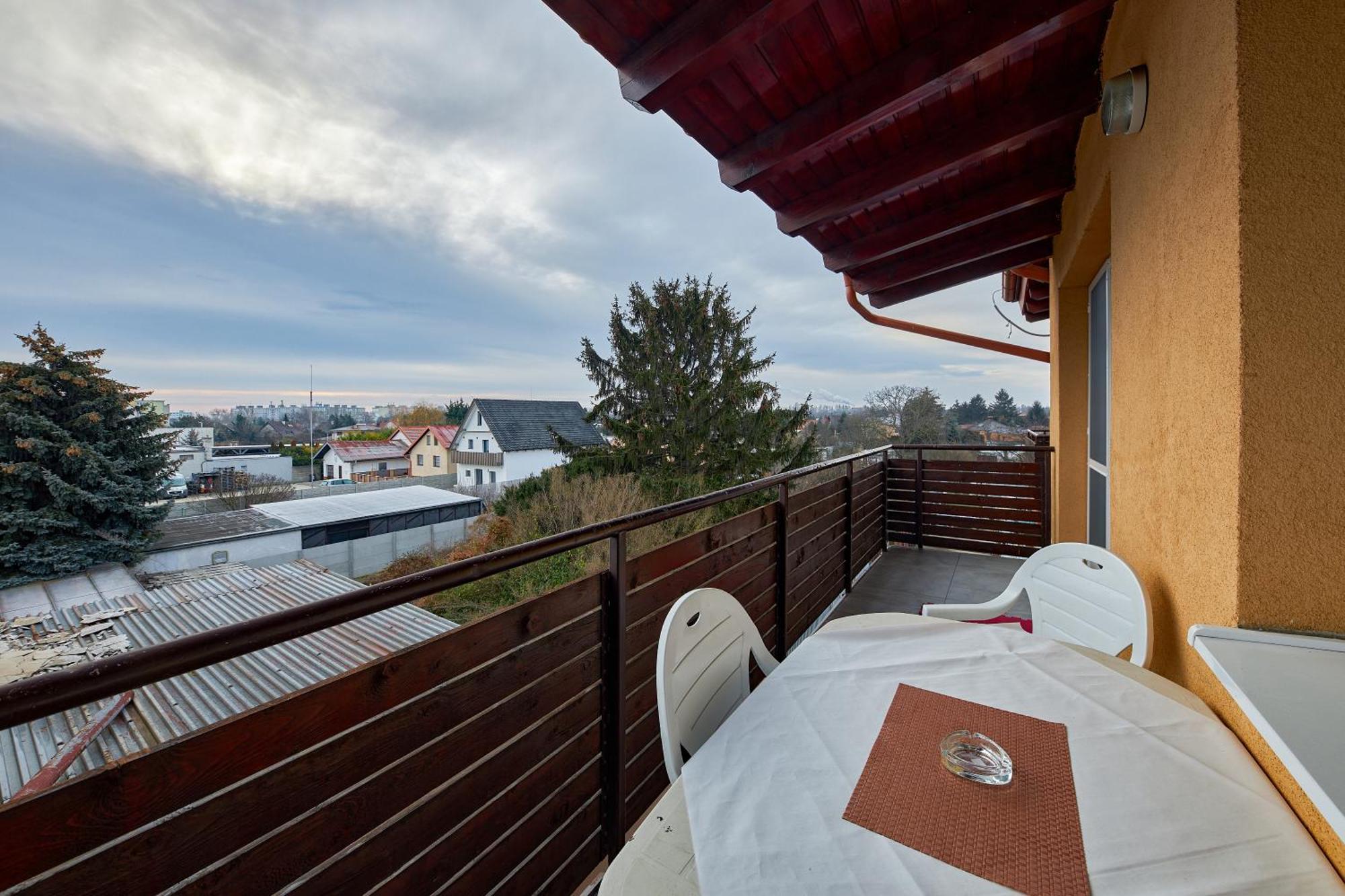Chilli Apartment Bratislava Exterior photo